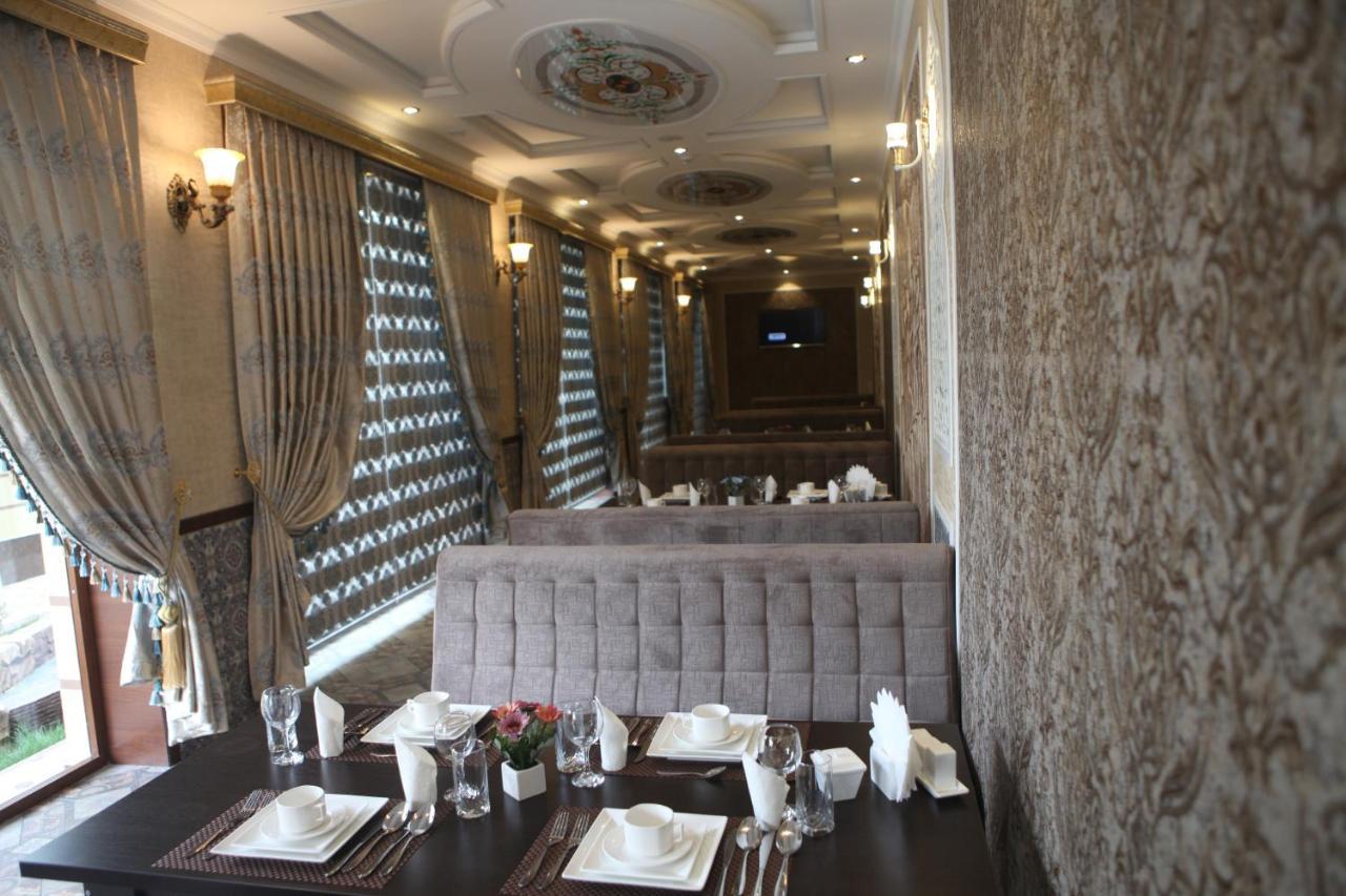 Hotel Naxshab Карши Екстериор снимка