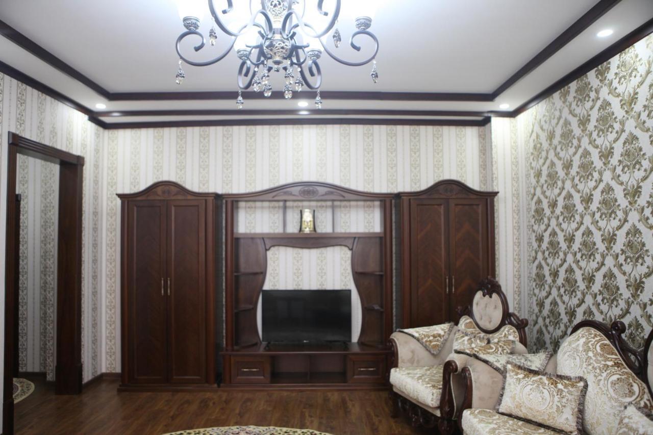 Hotel Naxshab Карши Екстериор снимка