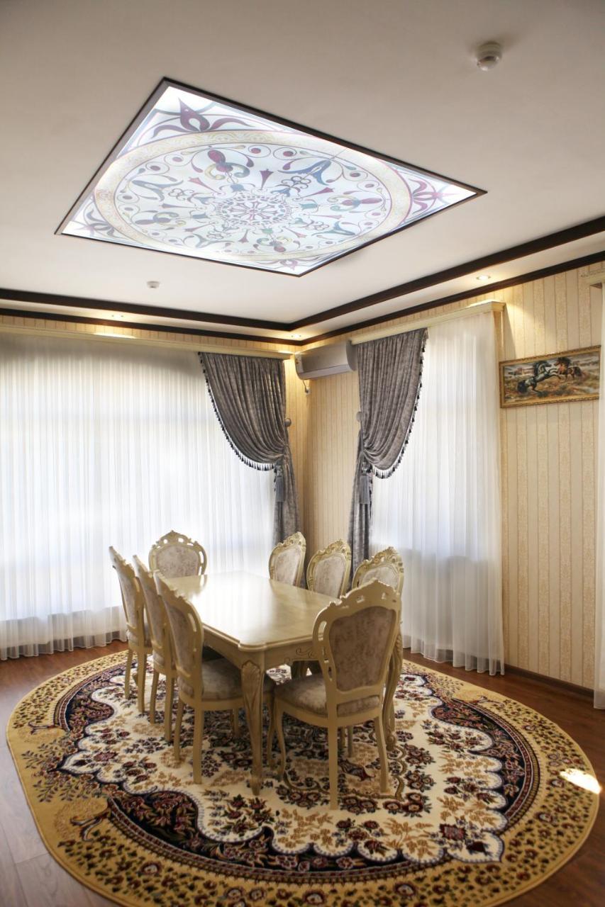 Hotel Naxshab Карши Екстериор снимка